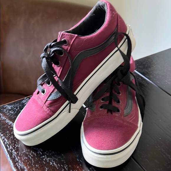 Vans Maroon Canvas Sneakers with Black Accents - Picture 1 of 8